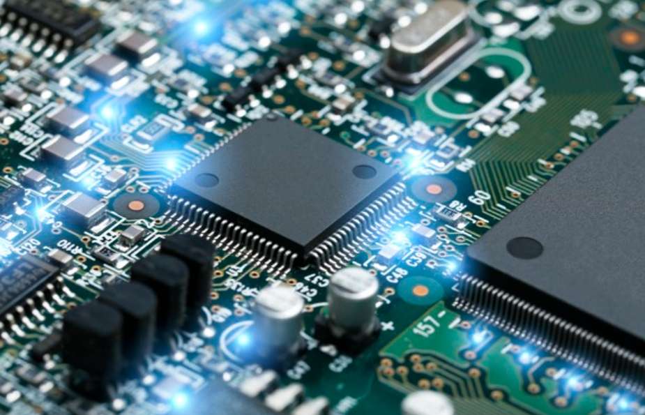 The 2-Nanometer Wafer Foundry Wars